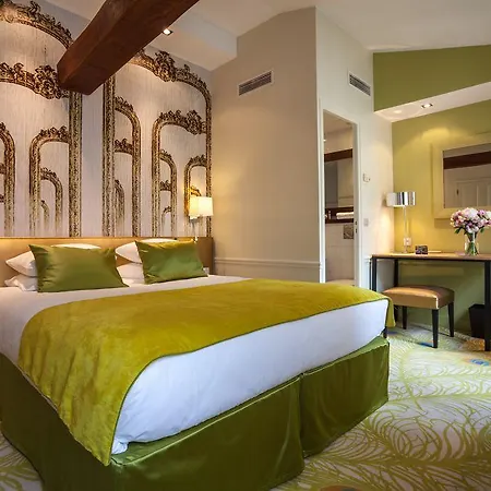 Le Clos Medicis 3*