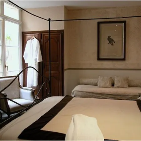 Hotel Le Clos Medicis Paris