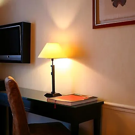 Otel Le Clos Medicis Paris