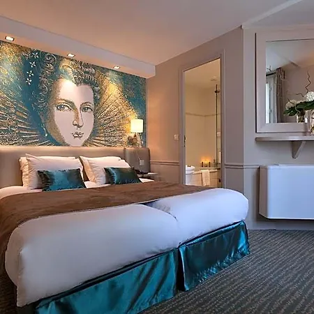 Le Clos Medicis Paris