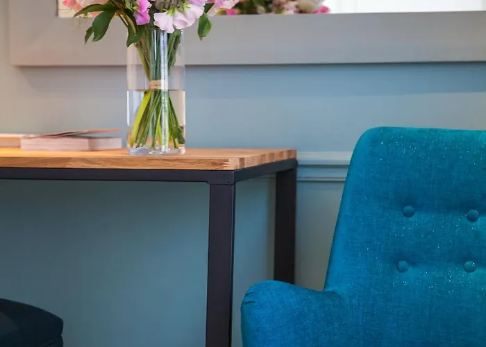 Le Clos Medicis Paris