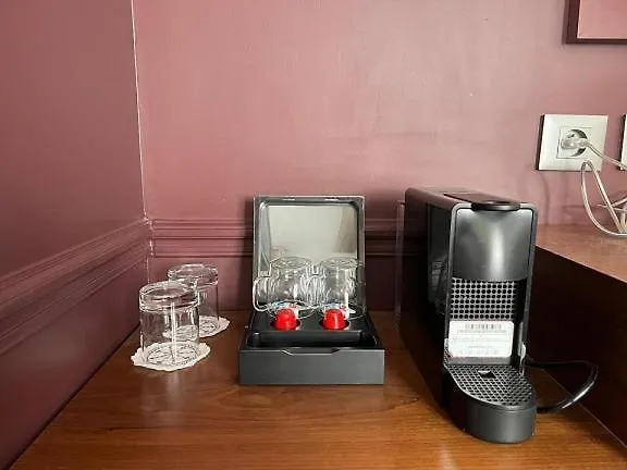 Hotel Le Clos Medicis Paris