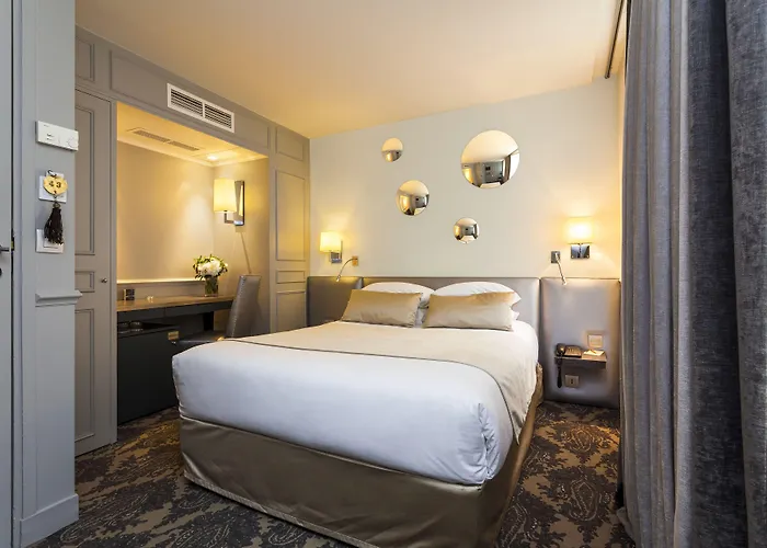Le Clos Medicis 3* Paris