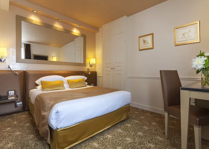 Hotel Le Clos Medicis Paris