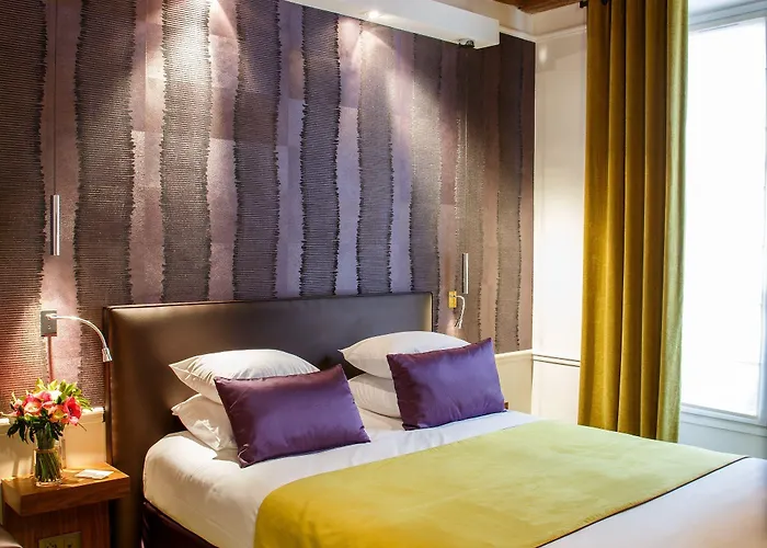 Hotel Le Clos Medicis 3*