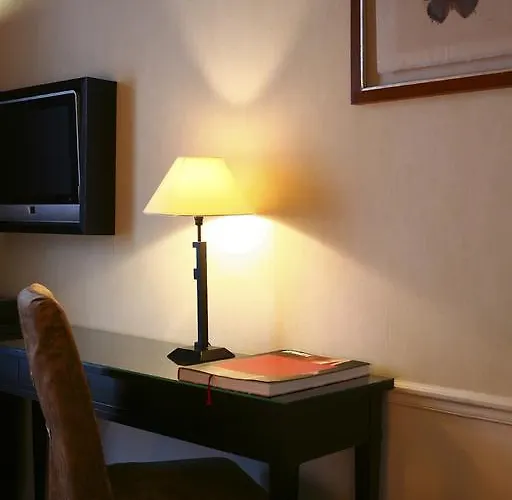 Hotel Le Clos Medicis