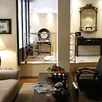 Le Clos Medicis Hotel