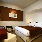 Le Clos Medicis
