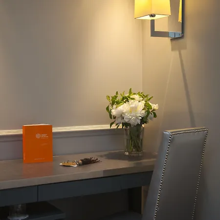 Hotell Le Clos Medicis 3*