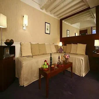 Hotell Le Clos Medicis